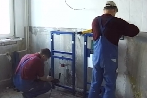 Капитальный ремонт 265-квартирного панельного дома за 5 дней